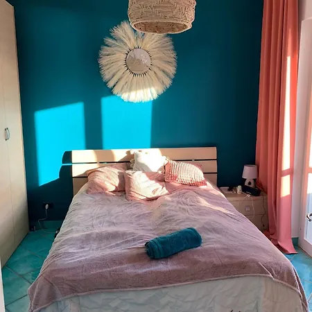 Baia Azzurra Apartment *