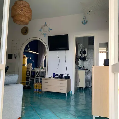 Baia Azzurra Apartment *